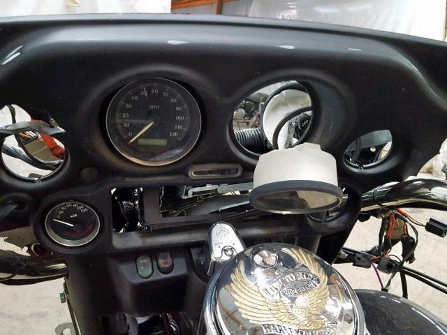 1HD1FC4107Y664557 - 2007 HARLEY-DAVIDSON FLHTCUI BLACK photo 8