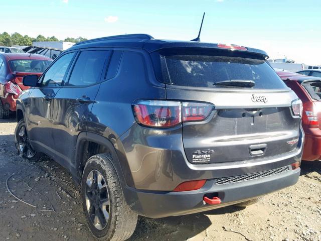 3C4NJDDB6HT674626 - 2017 JEEP COMPASS TR GRAY photo 3