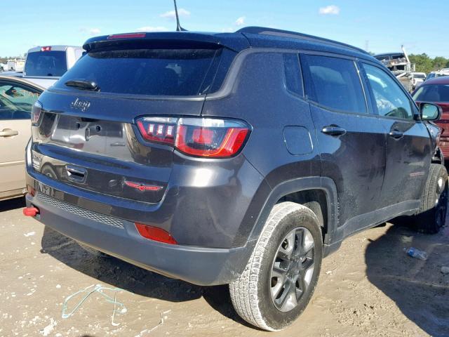 3C4NJDDB6HT674626 - 2017 JEEP COMPASS TR GRAY photo 4