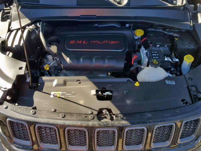 3C4NJDDB6HT674626 - 2017 JEEP COMPASS TR GRAY photo 7