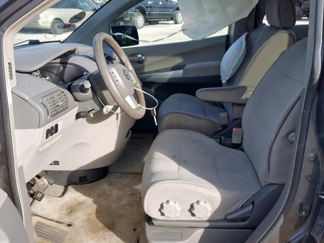 5N1BV28UX9N100860 - 2009 NISSAN QUEST S GRAY photo 5