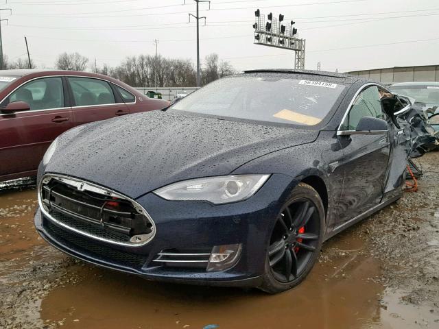 5YJSA1H17EFP42283 - 2014 TESLA MODEL S BLUE photo 2