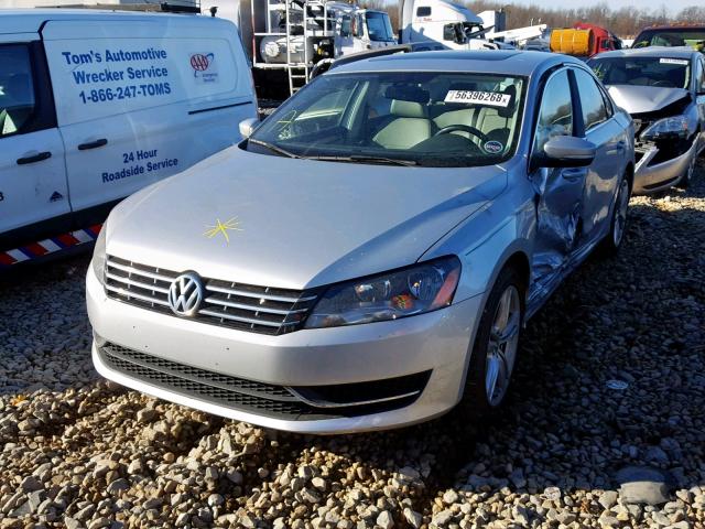 1VWBV7A35FC028392 - 2015 VOLKSWAGEN PASSAT SE SILVER photo 2