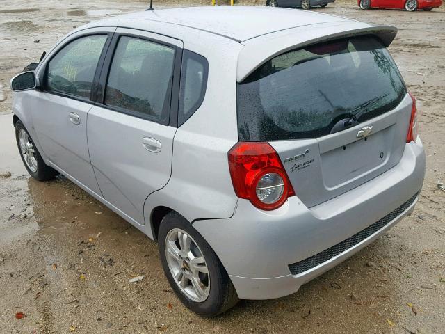 KL1TG66E29B667658 - 2009 CHEVROLET AVEO LT SILVER photo 3