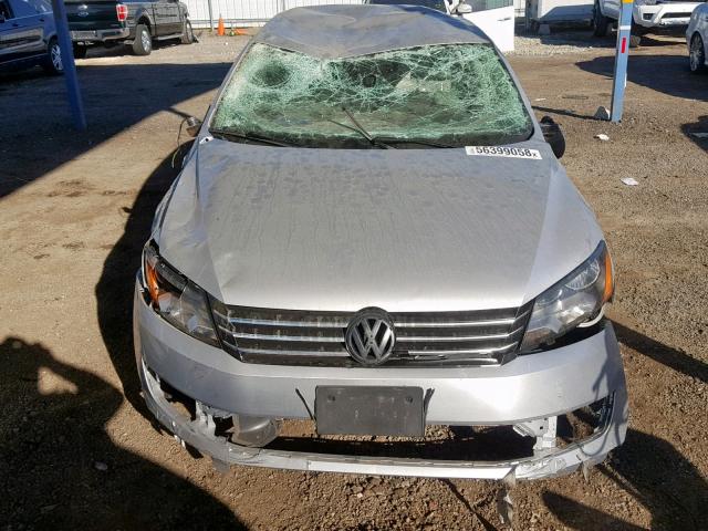 1VWBH7A39DC021191 - 2013 VOLKSWAGEN PASSAT SE SILVER photo 9