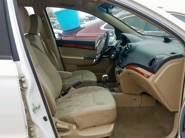 KL1TD5DE9BB254504 - 2011 CHEVROLET AVEO LS WHITE photo 5