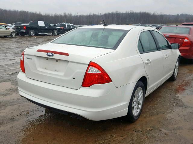 3FAHP0GA2BR255853 - 2011 FORD FUSION S WHITE photo 4