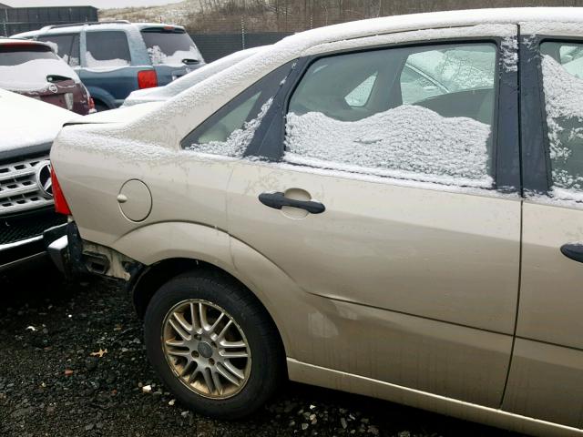 1FAHP34N77W142980 - 2007 FORD FOCUS ZX4 TAN photo 10