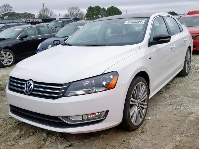 1VWBS7A38FC007206 - 2015 VOLKSWAGEN PASSAT SE WHITE photo 2