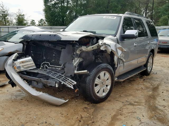 5LMFU28578LJ16079 - 2008 LINCOLN NAVIGATOR Qəhvəyi foto 2