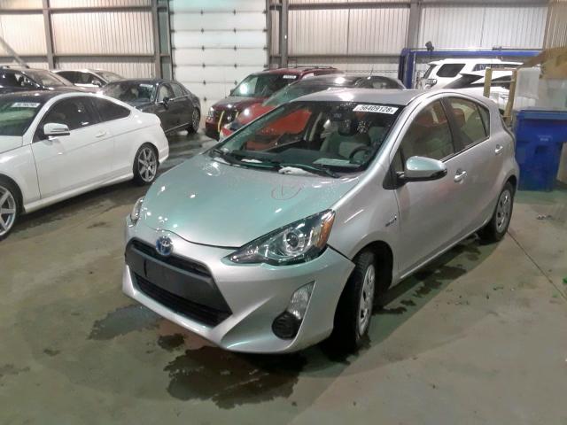 JTDKDTB38F1584043 - 2015 TOYOTA PRIUS C SILVER photo 2