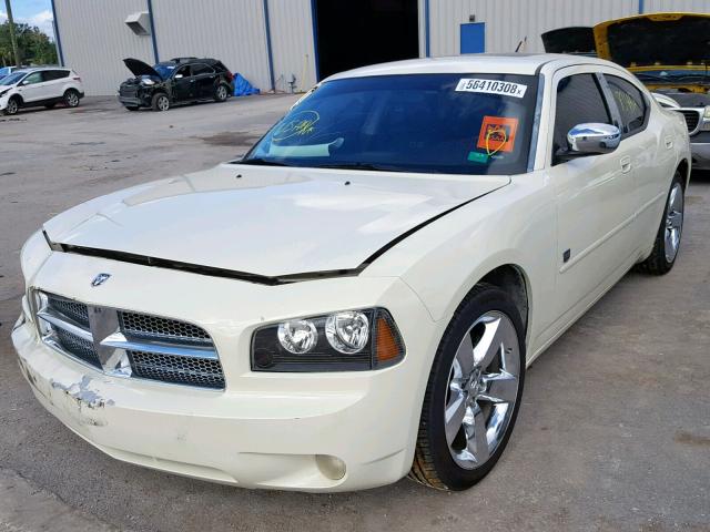 2B3KA33G18H336636 - 2008 DODGE CHARGER SX WHITE photo 2