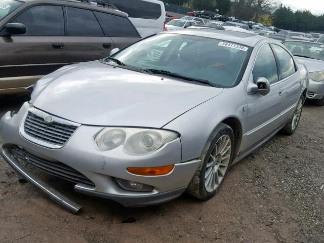 2C3AE76K12H186335 - 2002 CHRYSLER 300M SPECI SILVER photo 2