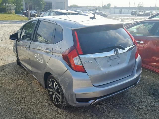 3HGGK5H87JM702008 - 2018 HONDA FIT EX SILVER photo 3