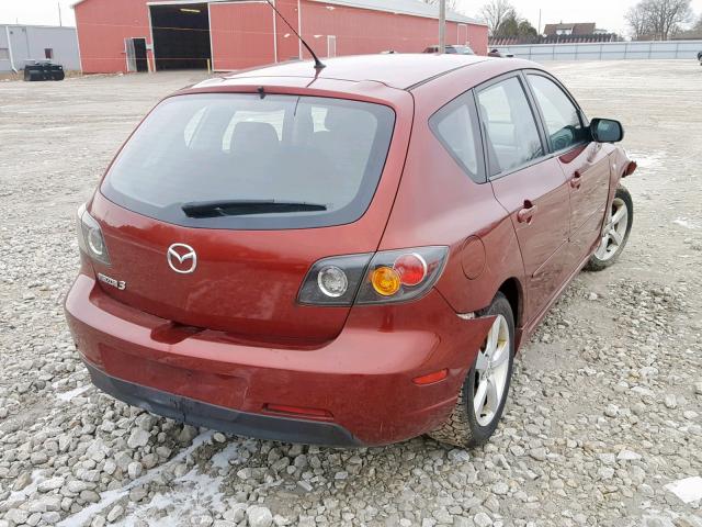 JM1BK143961497131 - 2006 MAZDA 3 HATCHBAC RED photo 4