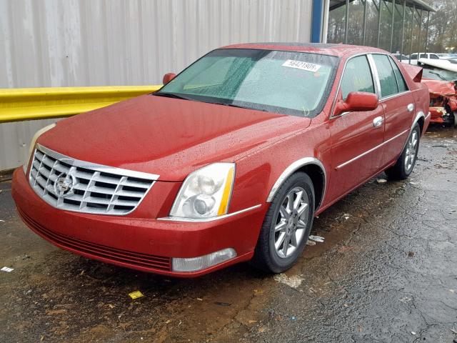 1G6KD5E60BU119687 - 2011 CADILLAC DTS LUXURY RED photo 2