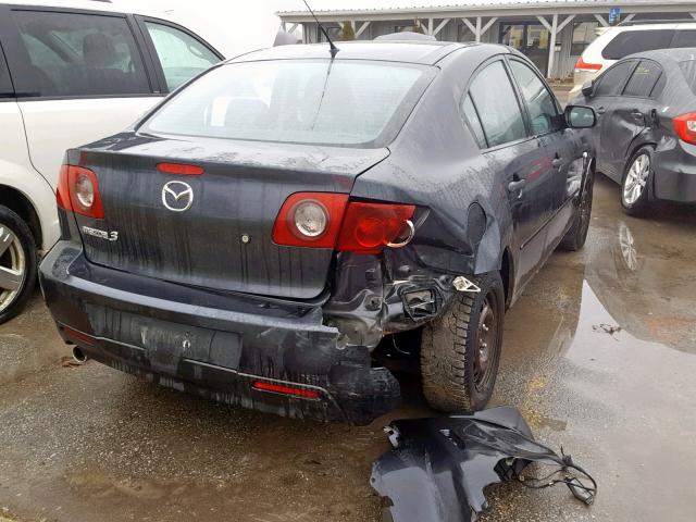 JM1BK12F961510215 - 2006 MAZDA 3 I GRAY photo 4