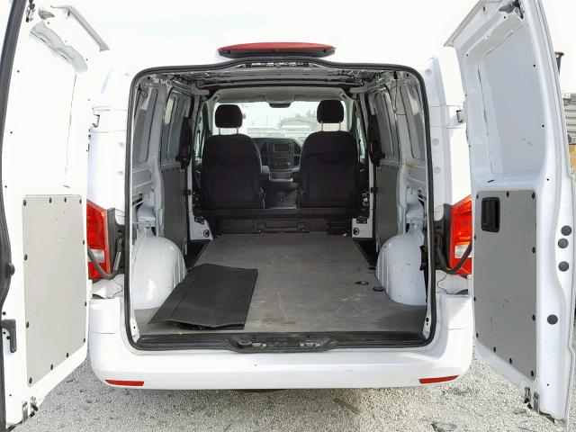 WD3PG2EA9H3274888 - 2017 MERCEDES-BENZ METRIS WHITE photo 6