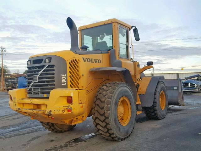 L90EV71125 - 2005 VOLVO L90E YELLOW photo 4