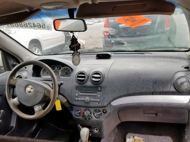 KL1TD5DE0AB085309 - 2010 CHEVROLET AVEO LS SILVER photo 9