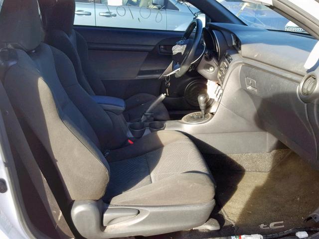 JTKJF5C77C3035204 - 2012 TOYOTA SCION TC თეთრი ფოტო 5