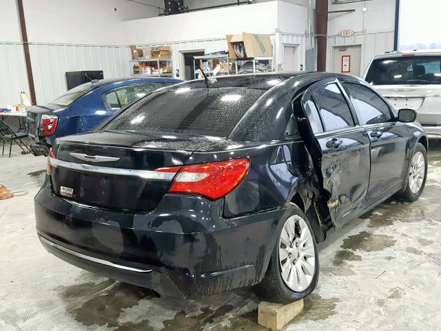 1C3BC4FB1BN542959 - 2011 CHRYSLER 200 LX BLACK photo 4