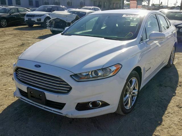 3FA6P0RU4FR137128 - 2015 FORD FUSION TIT WHITE photo 2