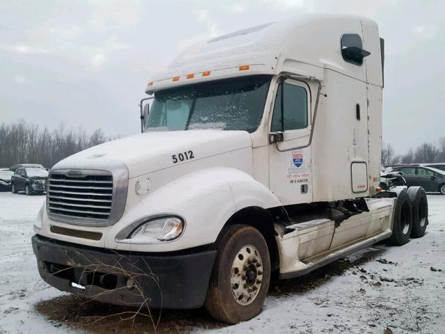 1FUJA6CK14LM47208 - 2004 FREIGHTLINER CONVENTION WHITE photo 2
