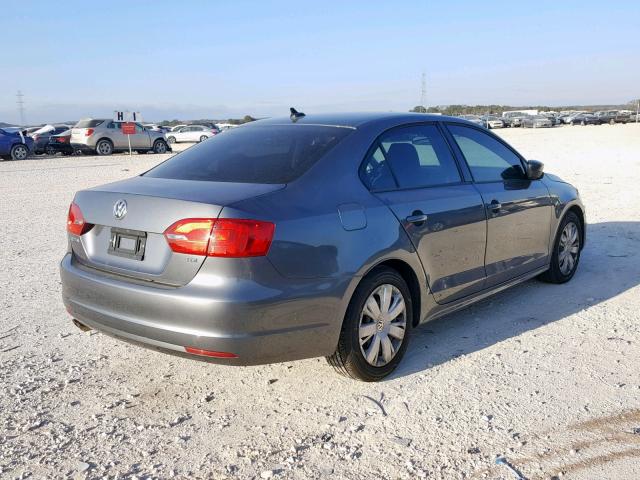 3VWLL7AJ2EM289260 - 2014 VOLKSWAGEN JETTA TDI GRAY photo 4