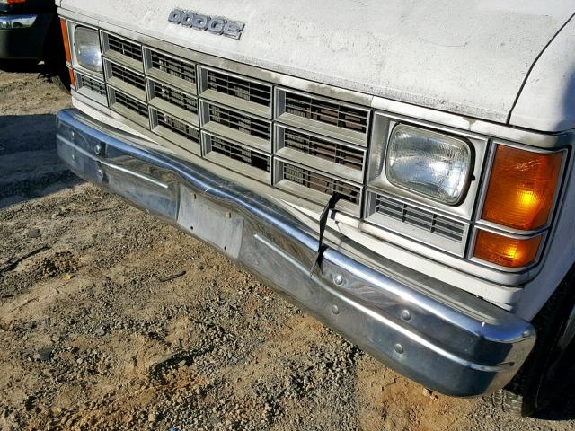 2B7HB21X5NK164967 - 1992 DODGE RAM VAN B2 WHITE photo 9