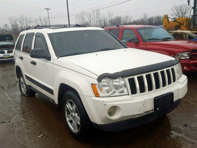 1J4HS48N65C570797 - 2005 JEEP GRAND CHER WHITE photo 1