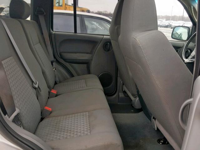 1J4GL38KX5W688245 - 2005 JEEP LIBERTY RE GRAY photo 6