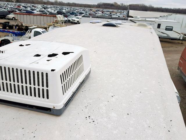 4YDF3002374700274 - 2007 KEYSTONE MONTANA WHITE photo 9