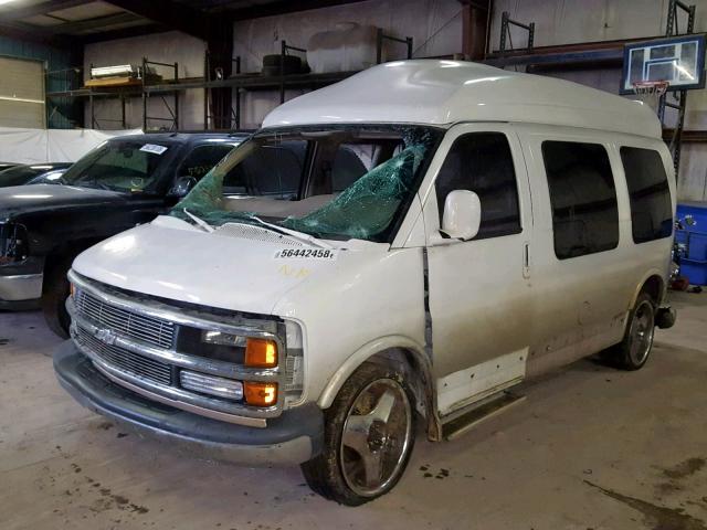 1GBFG15R0X1053437 - 1999 CHEVROLET EXPRESS G1 WHITE photo 2