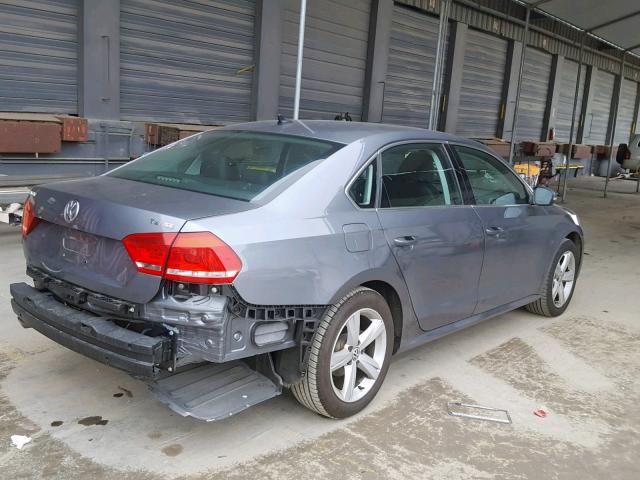 1VWBT7A35EC050123 - 2014 VOLKSWAGEN PASSAT SE GRAY photo 4