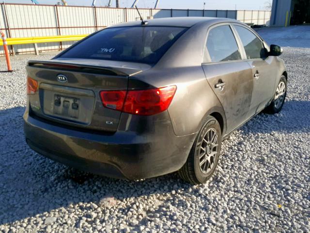 KNAFU4A27C5475574 - 2012 KIA FORTE EX GRAY photo 4