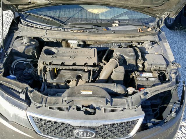 KNAFU4A27C5475574 - 2012 KIA FORTE EX GRAY photo 7