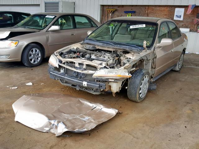 1HGCG56422A078097 - 2002 HONDA ACCORD LX GOLD photo 2