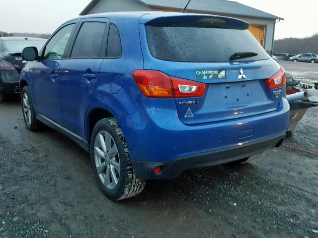 4A4AP3AW3FE054093 - 2015 MITSUBISHI OUTLANDER BLUE photo 3