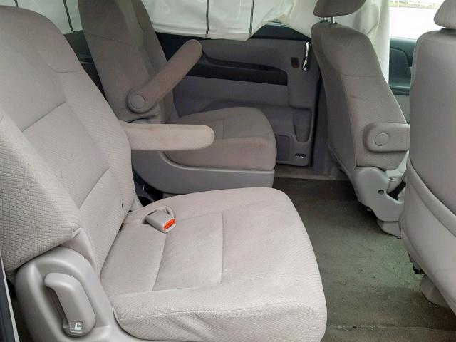 5FNRL5H2XFB066308 - 2015 HONDA ODYSSEY LX GRAY photo 6