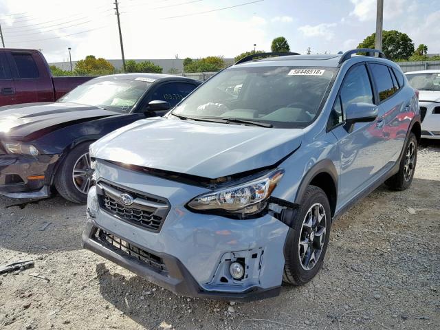 JF2GTADC9JH299315 - 2018 SUBARU CROSSTREK GRAY photo 2