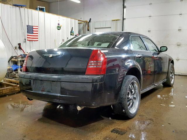 2C3LK63H06H476561 - 2006 CHRYSLER 300C BLACK photo 4