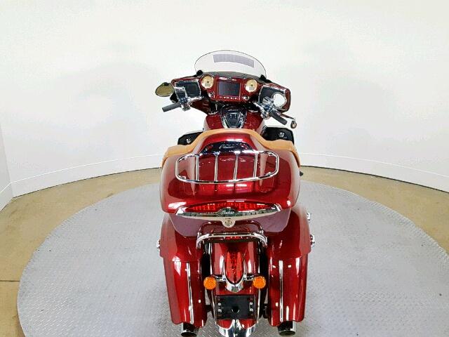 56KTRAAA9J3368817 - 2018 INDIAN MOTORCYCLE CO. ROADMASTER BURGUNDY photo 9