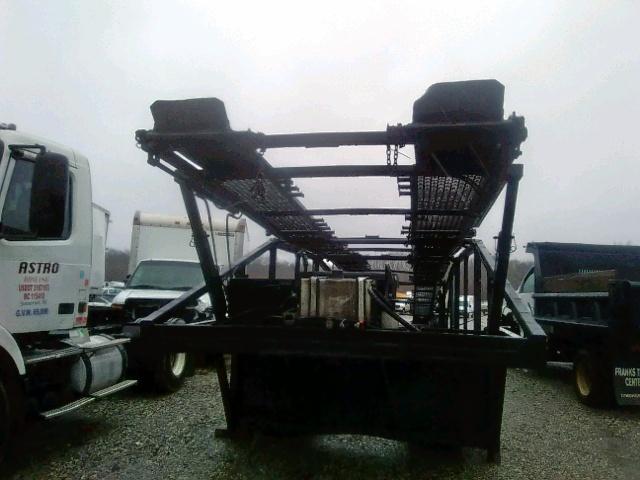 1J9CS5328WC279193 - 1998 UTILITY TRAILER BLACK photo 2