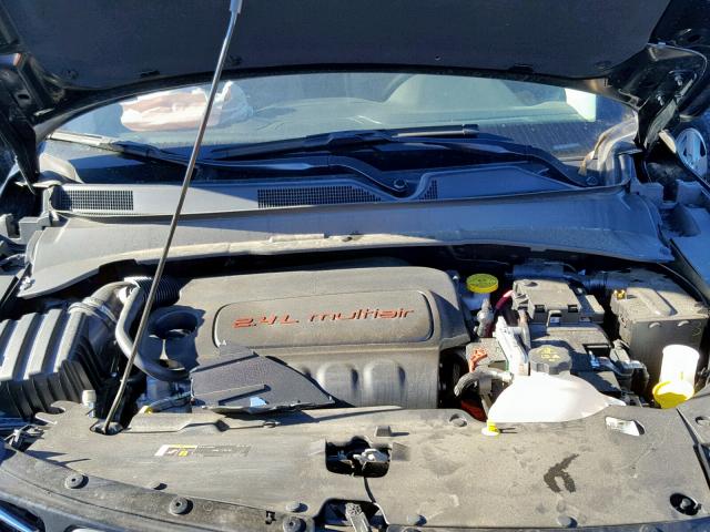 3C4NJCAB7JT122878 - 2018 JEEP COMPASS SP შავი ფოტო 7