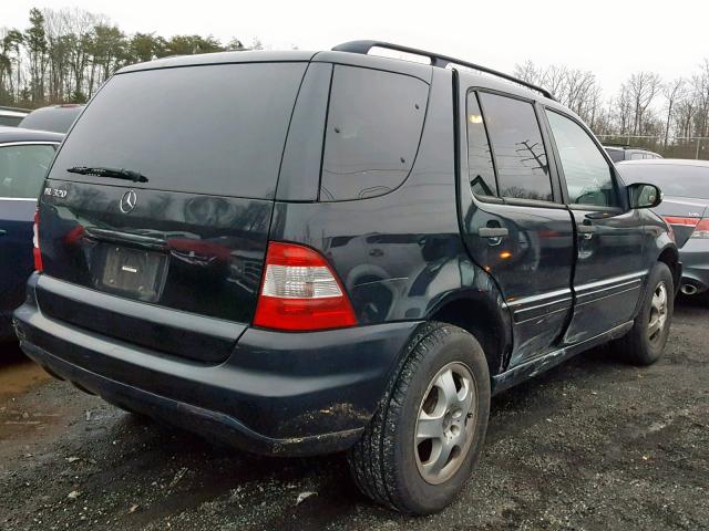 4JGAB54E82A313145 - 2002 MERCEDES-BENZ ML 320 BLACK photo 4