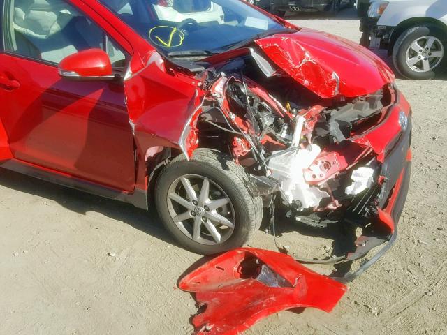 JTDKDTB32H1590911 - 2017 TOYOTA PRIUS C RED photo 9