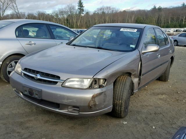 1N4DL01D4XC214563 - 1999 NISSAN ALTIMA XE SILVER photo 2