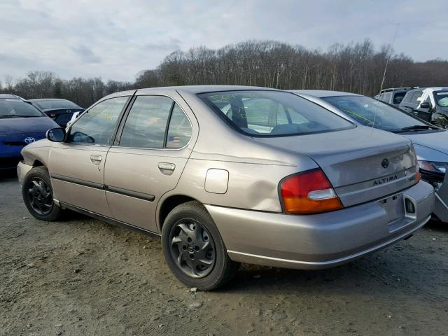 1N4DL01D4XC214563 - 1999 NISSAN ALTIMA XE SILVER photo 3