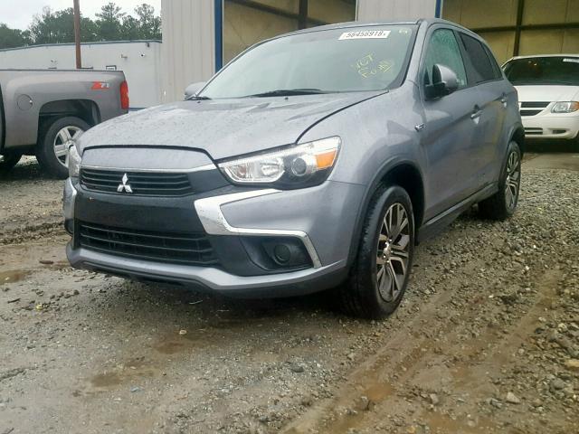 JA4AP3AU7HZ023604 - 2017 MITSUBISHI OUTLANDER GRAY photo 2